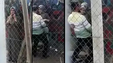 Fresh Desi mms sex online, Paki cheating wife outdoor fuck with lover